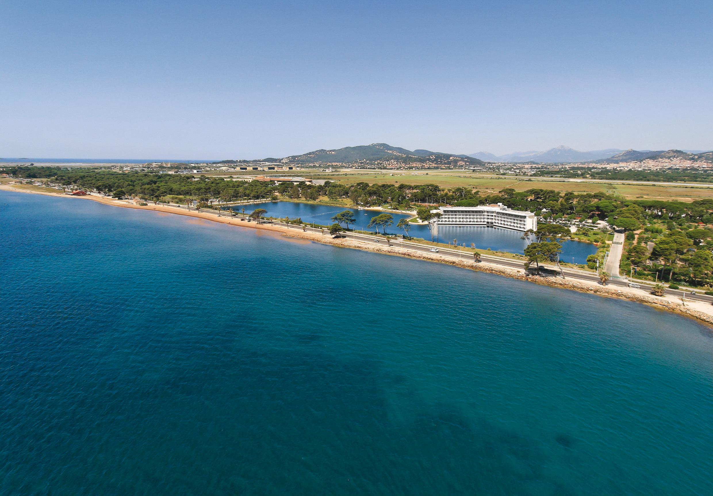 Hotel Club Le Plein Sud Vacances Bleues Hyères المظهر الخارجي الصورة